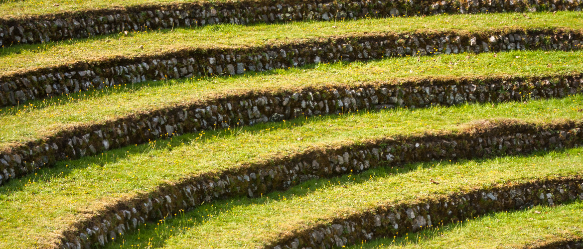 Stone steps leading down into Gwennap Pit amphitheatre